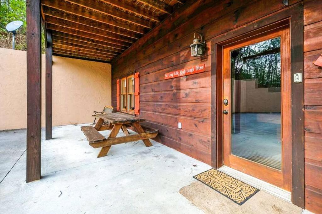 Holiday home Dog Friendly Secluded Whot-tub & Sleeps 12 Pigeon Forge