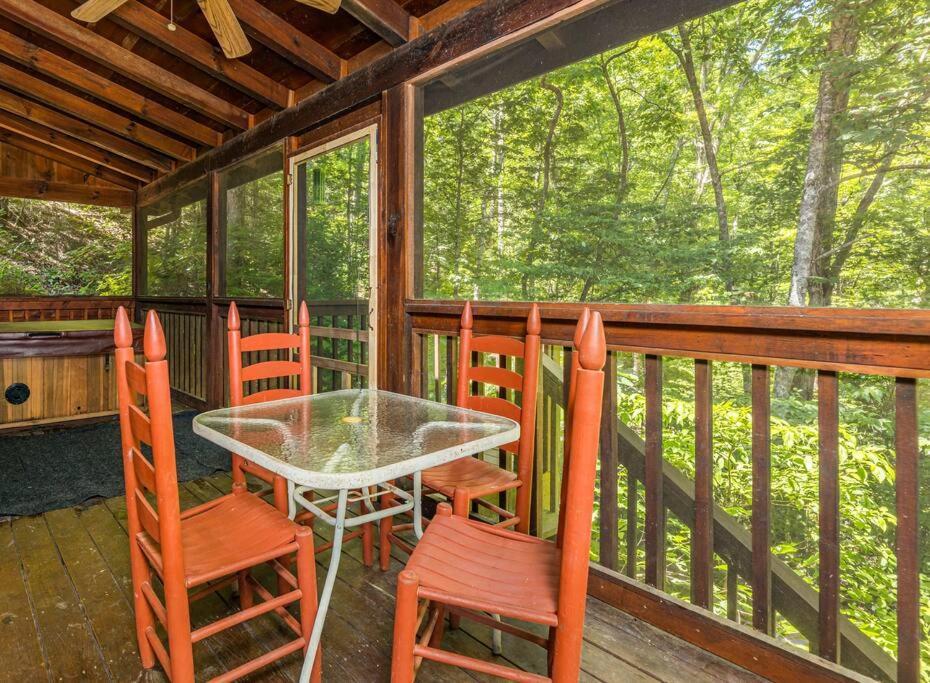 Сasa de vacaciones Dog Friendly Secluded Whot-tub & Sleeps 12 *
